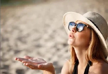 Zararlı Güneş Işınlarından Korunmanın Yolları