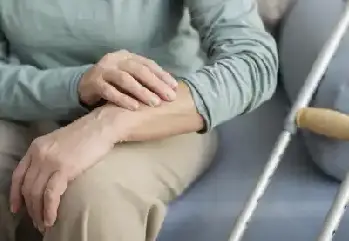 Eklem Ağrıları Neden Olur? Nasıl Geçer ?